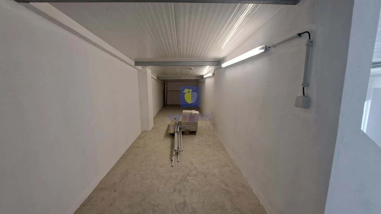 Armazém para Venda em Baixa da Banheira e Vale da Amoreira Foto 7