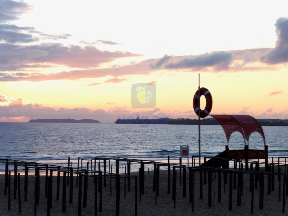 Moradia T3 para Venda em Atouguia da Baleia Foto 16