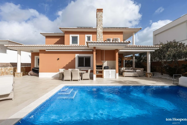 Moradia T3 para Venda em Lagos (São Sebastião e Santa Maria) Foto 1