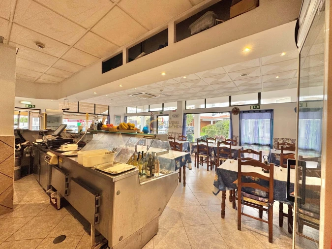 Negócio para Venda em Albufeira e Olhos de Água Foto 11