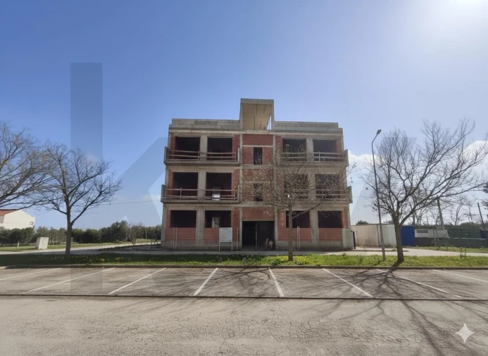 Apartamento T3 para Venda em Cachopo Foto 18