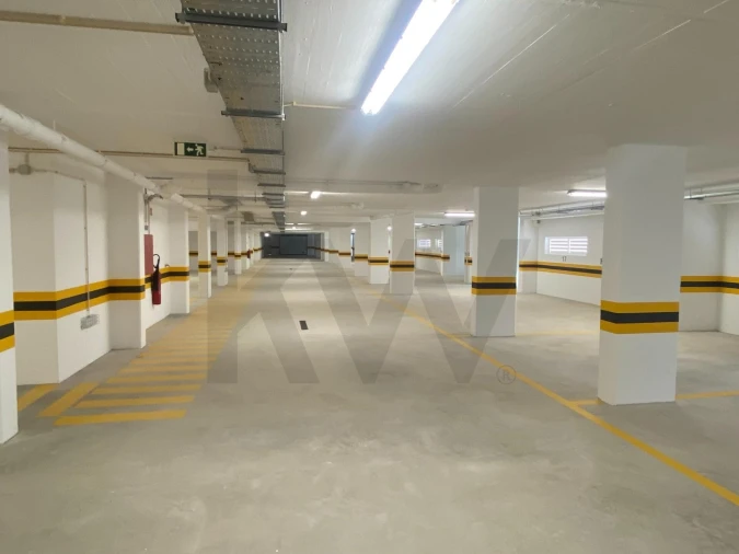Apartamento T3 para Venda em Albufeira e Olhos de Água Foto 25