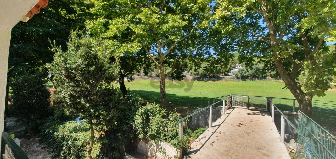 Terreno para Venda em Barcarena Foto 1