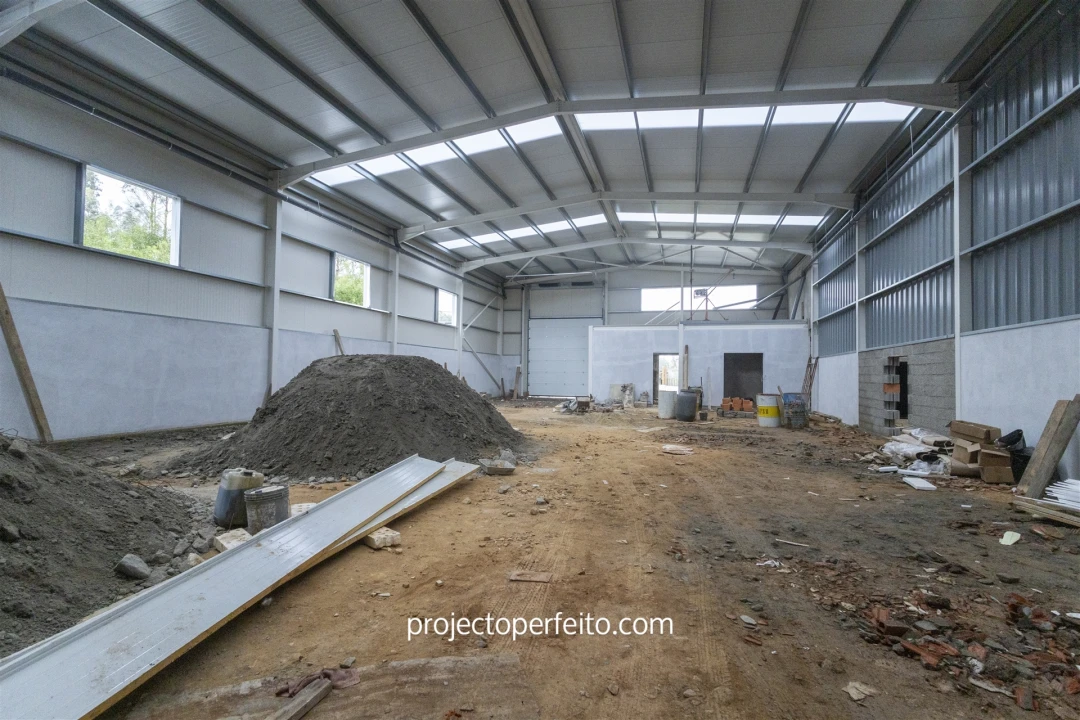 Armazém para Venda em Grijó e Sermonde Foto 2