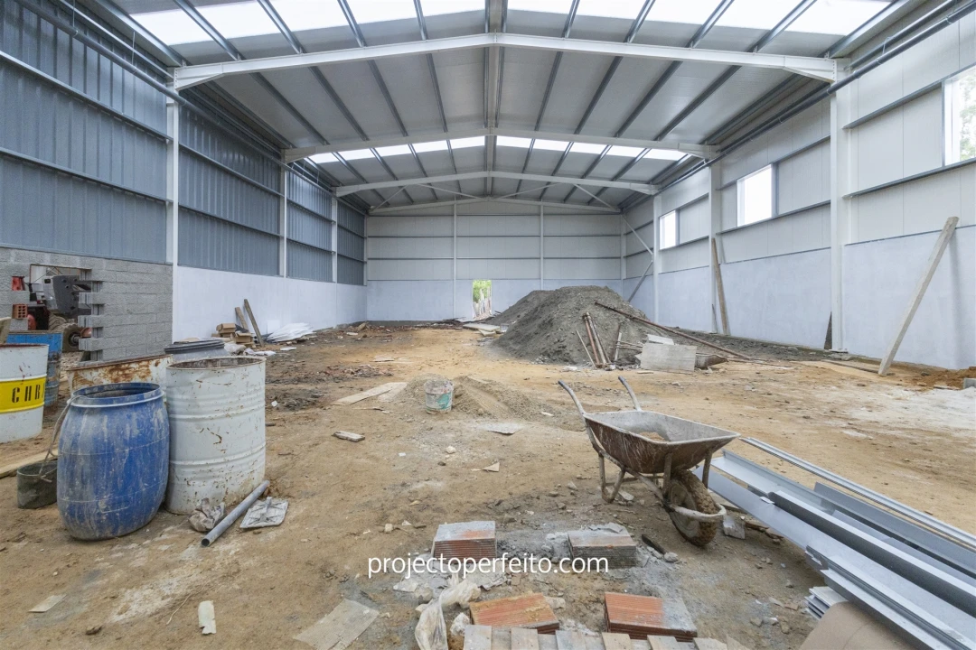 Armazém para Venda em Grijó e Sermonde Foto 3