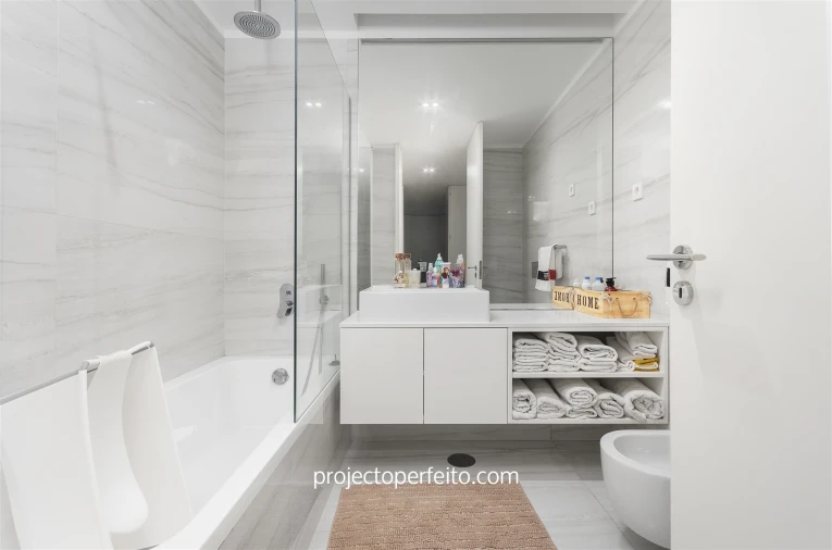 Apartamento T3 para Venda em Espinho Foto 15