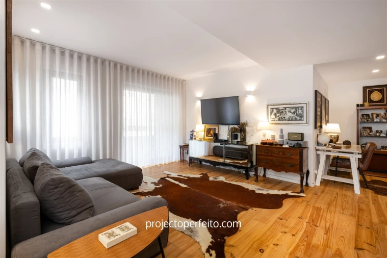 Apartamento T3 para Venda em Aldoar, Foz do Douro e Nevogilde Foto 4