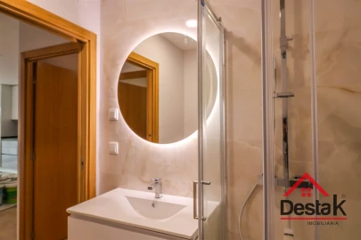 Apartamento T2 para Venda em Cavernães