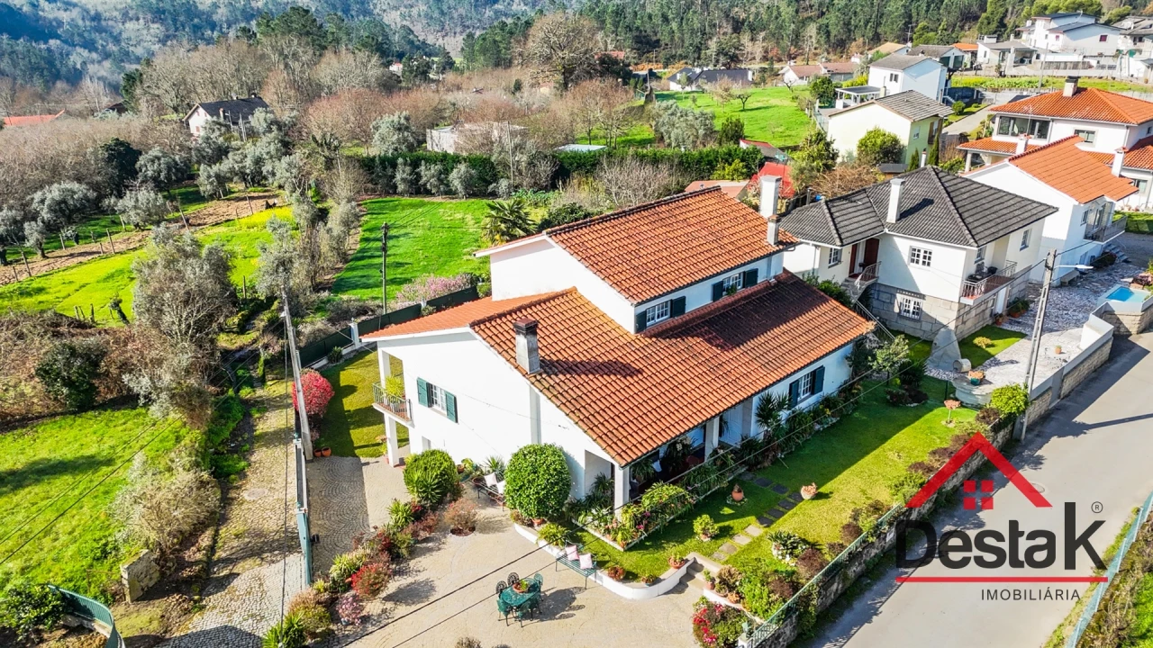 Moradia T4 para Venda em São Pedro do Sul, Várzea e Baiões Foto 2