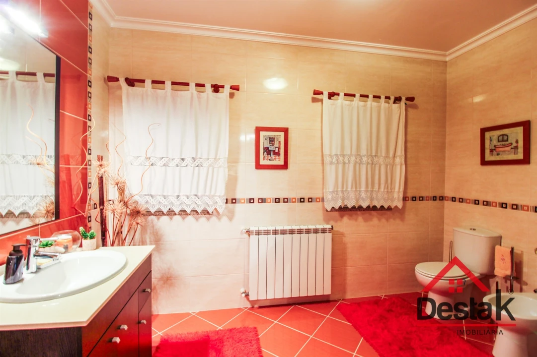 Moradia T4 para Venda em São Pedro do Sul, Várzea e Baiões Foto 32