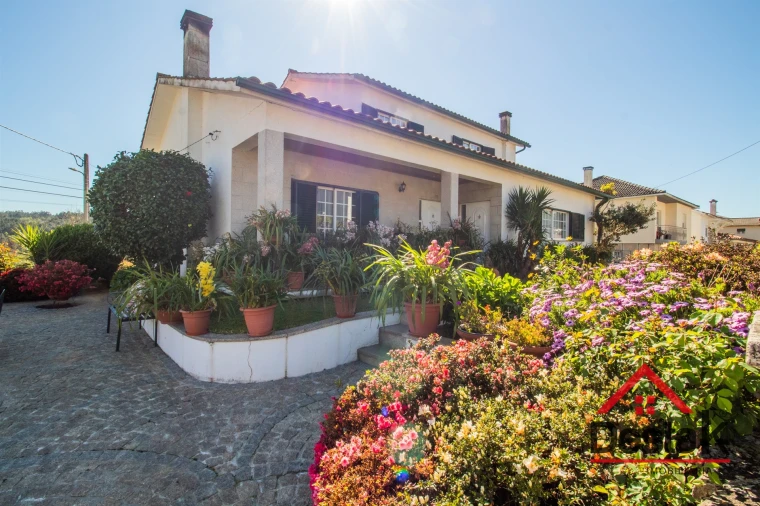 Moradia T4 para Venda em São Pedro do Sul, Várzea e Baiões Foto 52