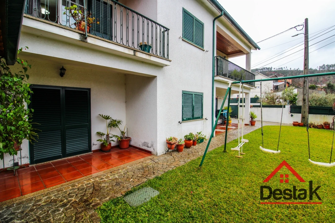 Moradia T4 para Venda em São Pedro do Sul, Várzea e Baiões Foto 5