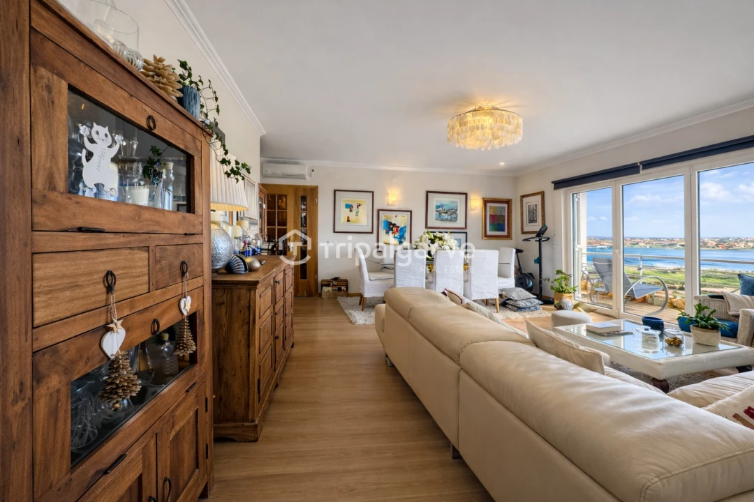 Apartamento T3 para Venda em Portimão Foto 10