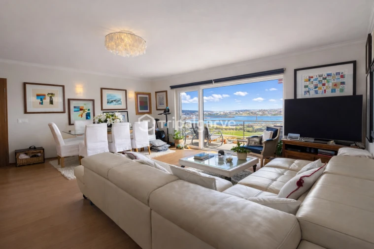 Apartamento T3 para Venda em Portimão Foto 1