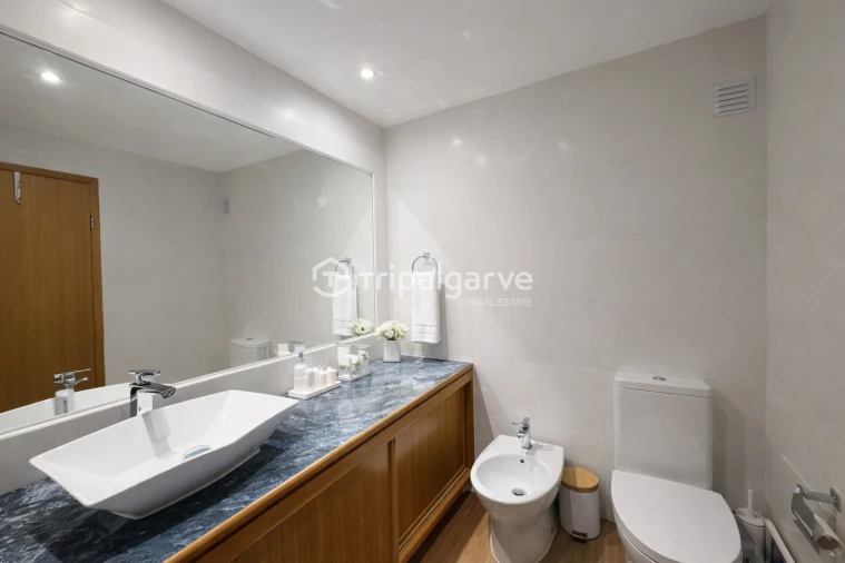 Apartamento T3 para Venda em Portimão Foto 12