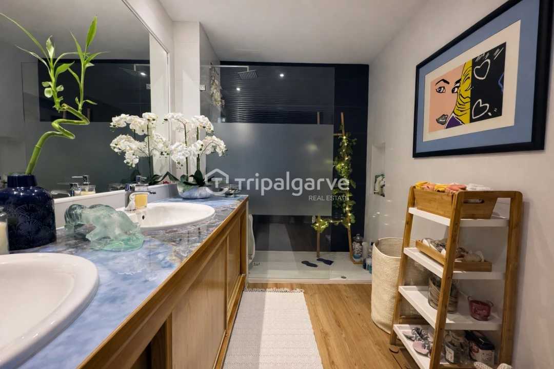 Apartamento T3 para Venda em Portimão Foto 6