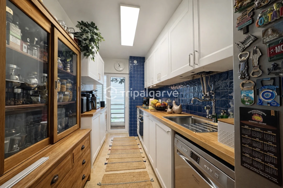 Apartamento T3 para Venda em Portimão Foto 4