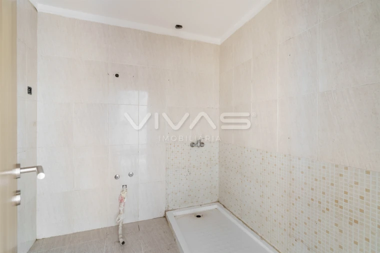 Moradia T3 para Venda em Lage Foto 14