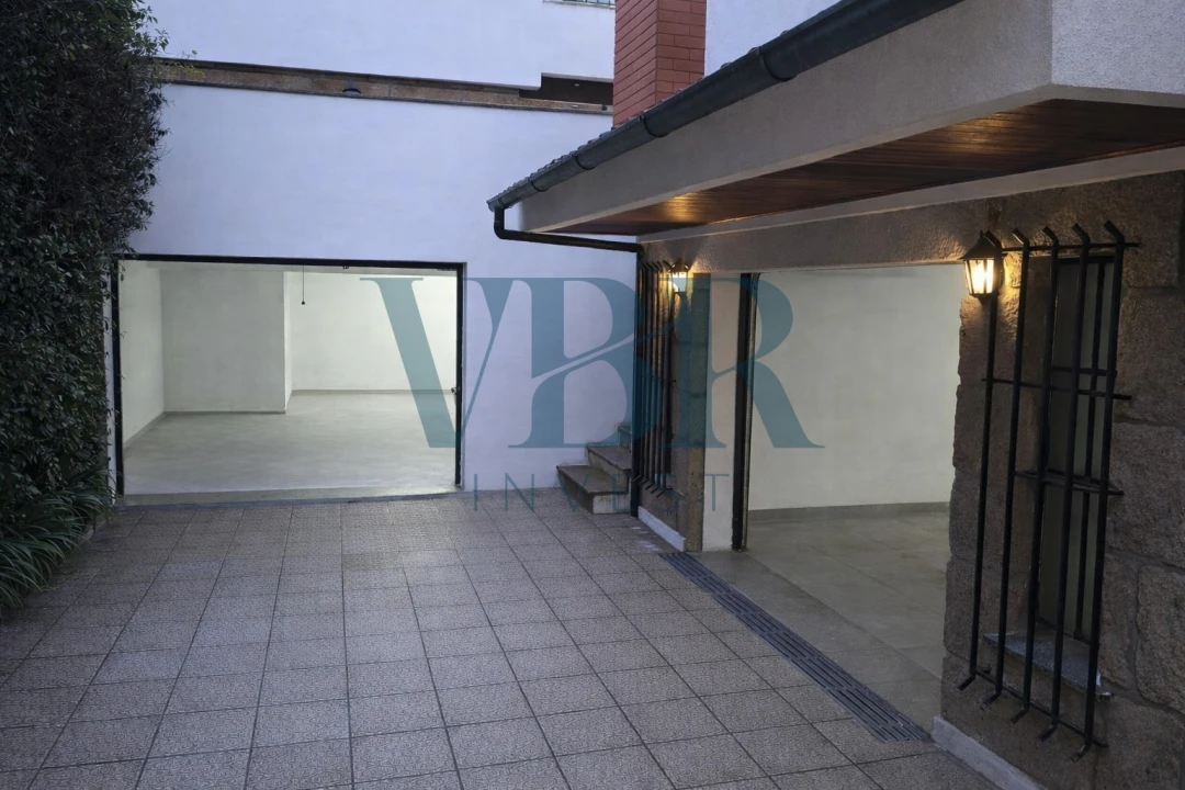 Moradia T4 para Venda em Nogueira, Fraião e Lamaçães Foto 27