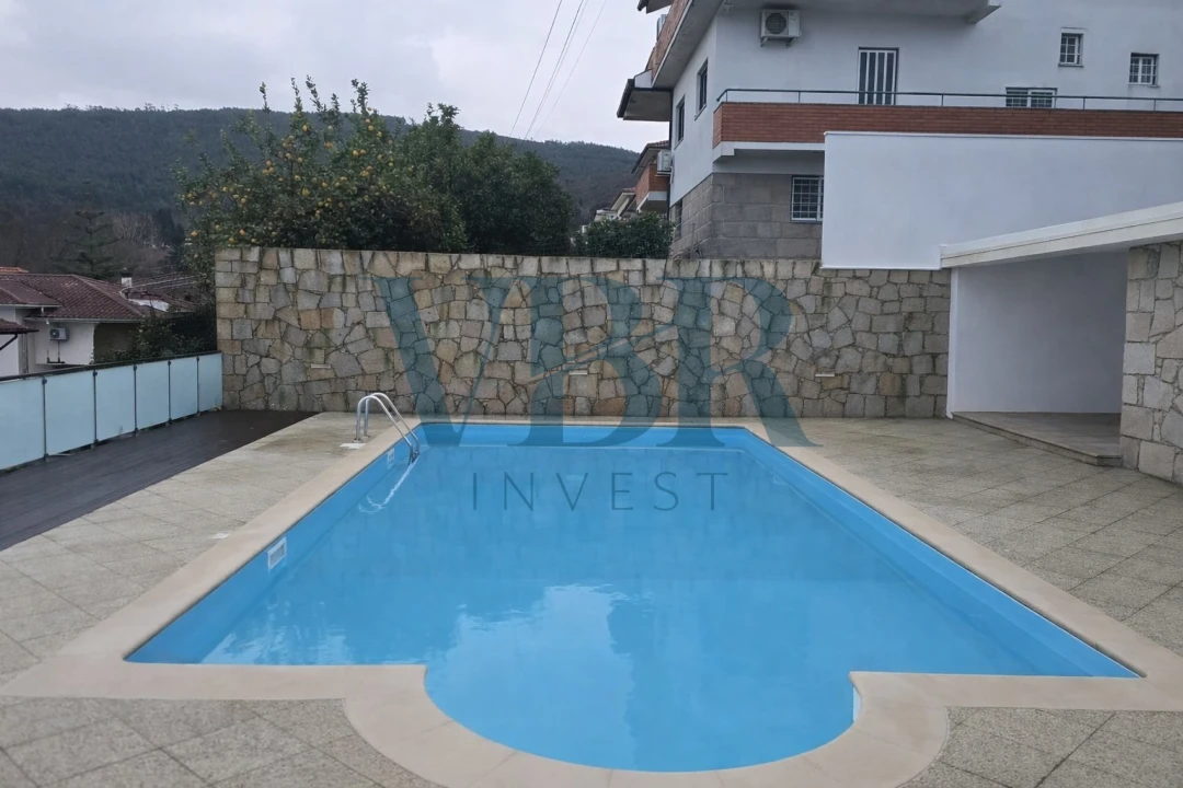 Moradia T4 para Venda em Nogueira, Fraião e Lamaçães Foto 22