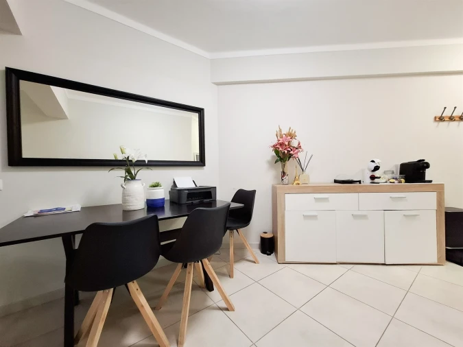 Apartamento T3 para Venda em Quarteira Foto 10