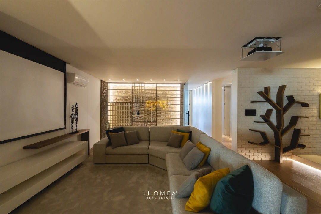 Moradia T5 para Venda em Esgueira Foto 8