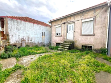 Moradia T3 para Venda em Aldoar, Foz do Douro e Nevogilde