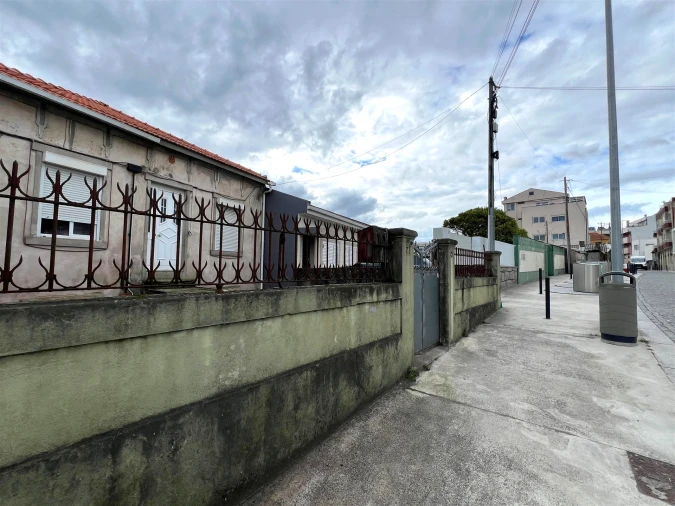 Moradia T3 para Venda em Aldoar, Foz do Douro e Nevogilde Foto 7