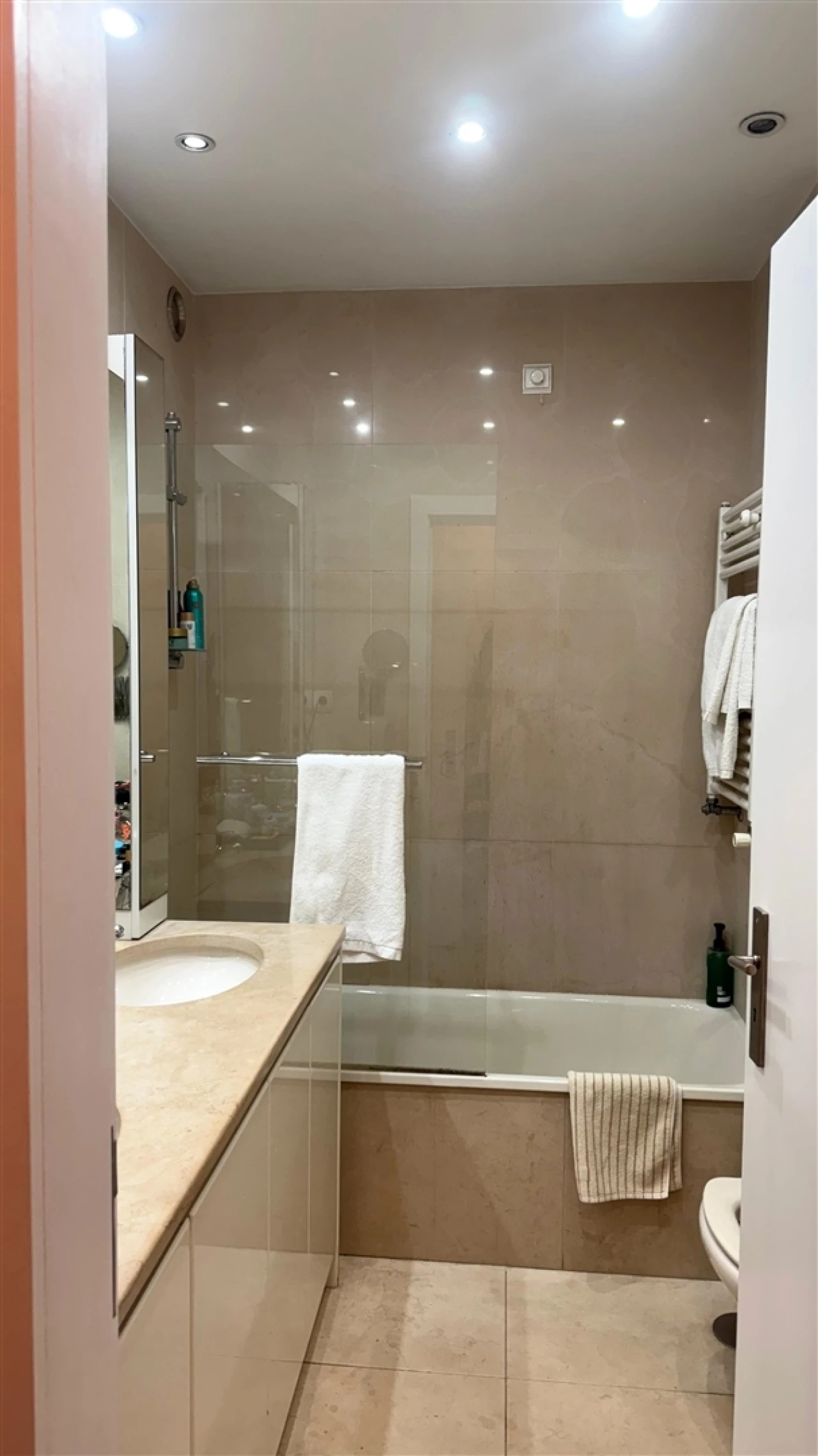 Apartamento T3 para Arrendamento em Aldoar, Foz do Douro e Nevogilde Foto 22