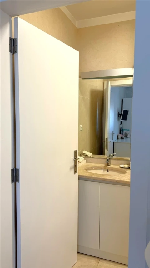 Apartamento T3 para Arrendamento em Aldoar, Foz do Douro e Nevogilde