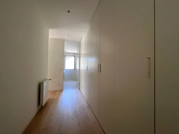 Apartamento T3 para Arrendamento em Aldoar, Foz do Douro e Nevogilde