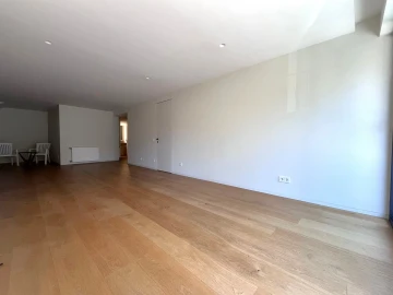 Apartamento T3 para Arrendamento em Aldoar, Foz do Douro e Nevogilde