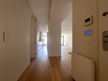 Apartamento T3 para Arrendamento em Aldoar, Foz do Douro e Nevogilde