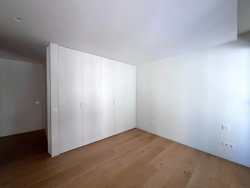 Apartamento T3 para Arrendamento em Aldoar, Foz do Douro e Nevogilde Foto 15