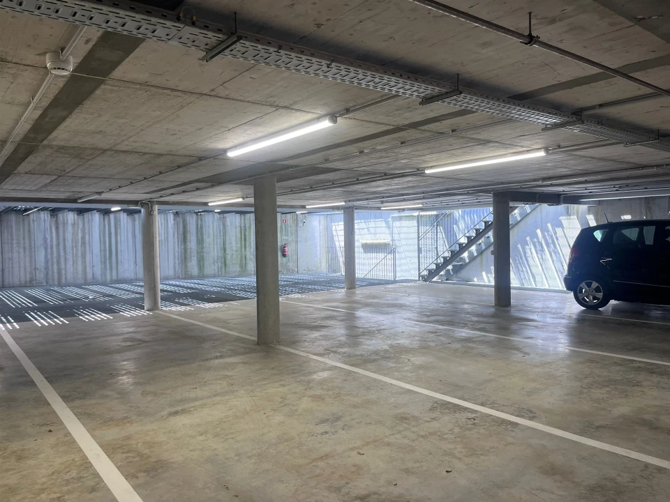 Apartamento T3 para Arrendamento em Aldoar, Foz do Douro e Nevogilde Foto 27