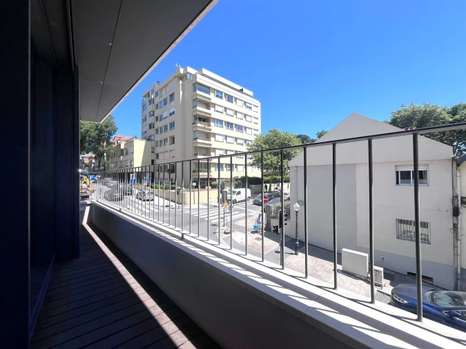 Apartamento T3 para Arrendamento em Aldoar, Foz do Douro e Nevogilde Foto 23