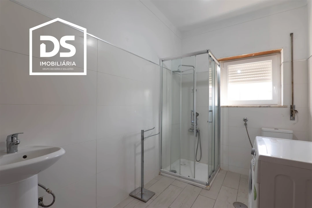 Negócio para Venda em Oliveira de Frades, Souto de Lafões e Sejães Foto 17