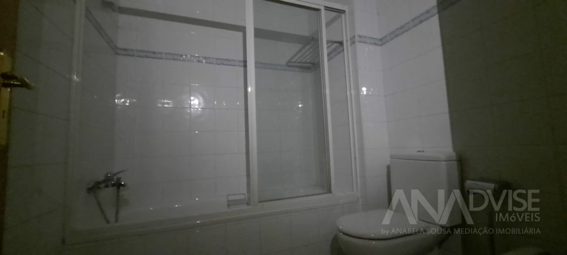Apartamento T4 para Arrendamento em Viseu Foto 13