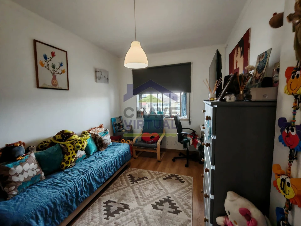 Apartamento T2 para Venda em Bombarral e Vale Covo Foto 18