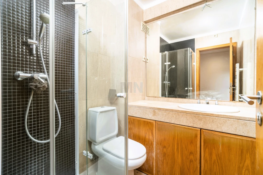 Apartamento T4 para Venda em Sé Nova, Santa Cruz, Almedina e São Bartolomeu Foto 13