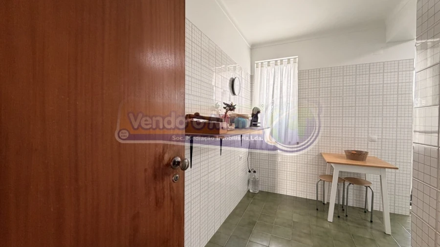 Apartamento T2 para Venda em Benavente Foto 7