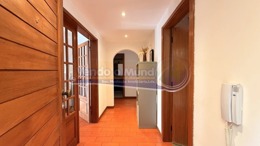 Apartamento T2 para Venda em Benavente Foto 6