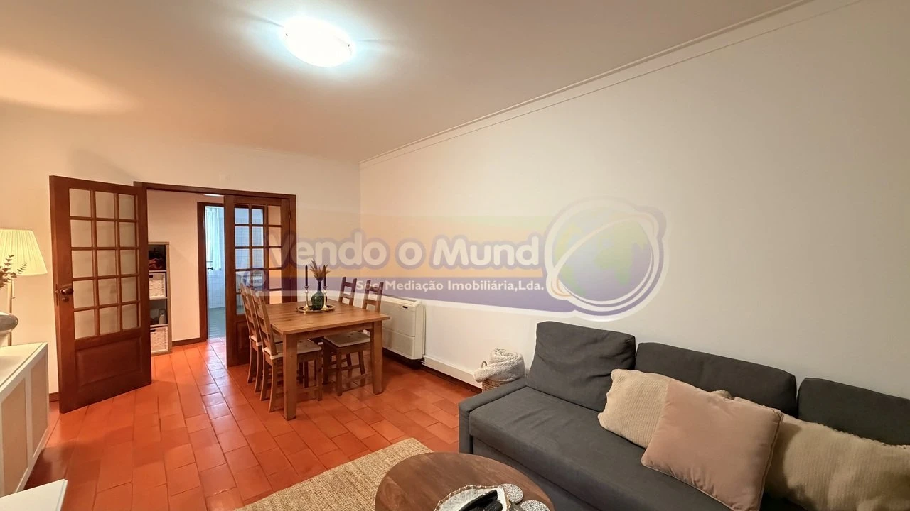 Apartamento T2 para Venda em Benavente Foto 4
