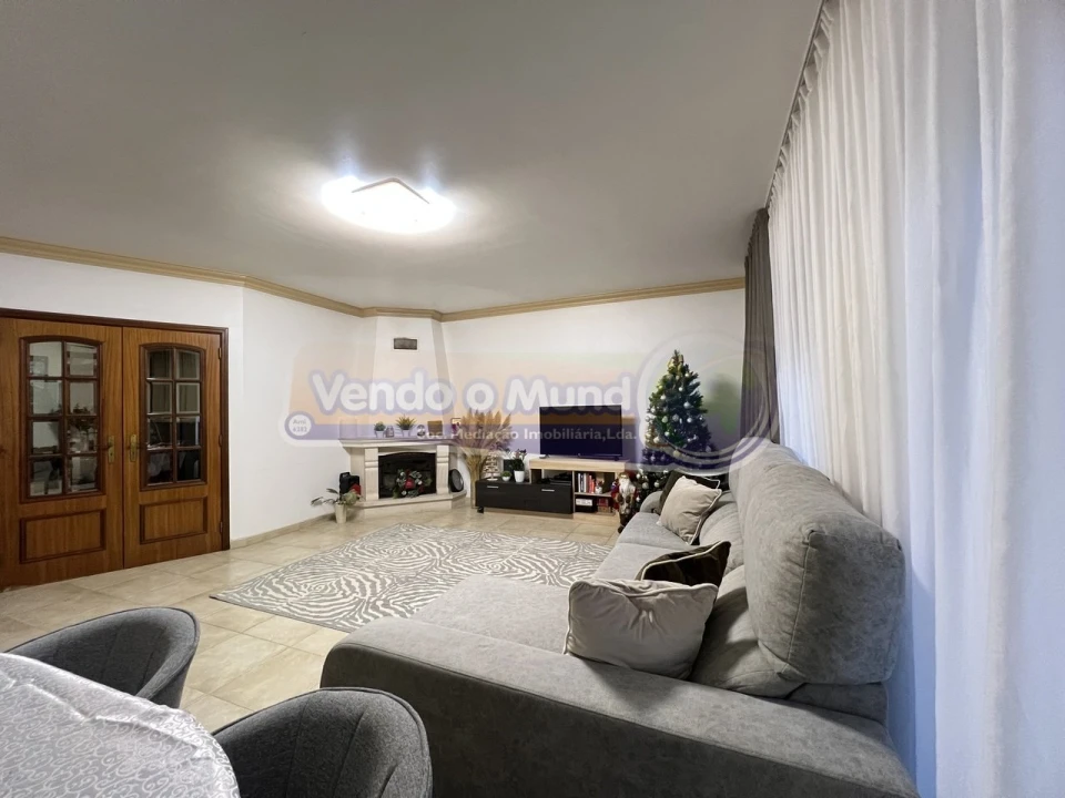 Apartamento T3 para Venda em Samora Correia Foto 3