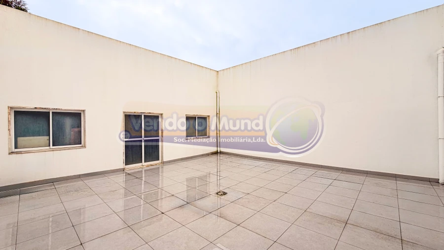 Loja para Venda em Benavente Foto 18