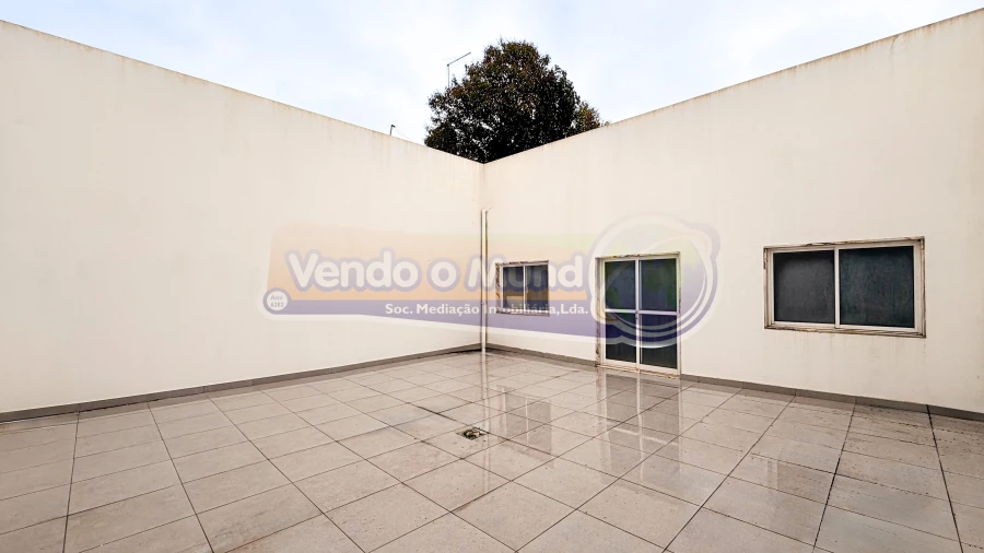 Loja para Venda em Benavente Foto 19