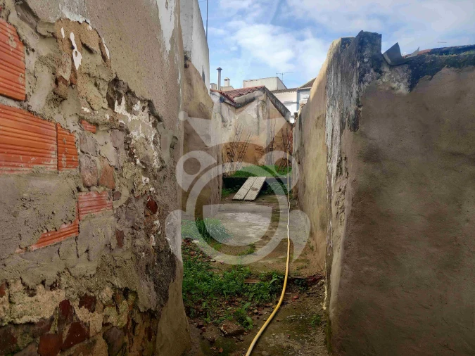 Moradia T0 para Venda em Serpa (Salvador e Santa Maria) Foto 7