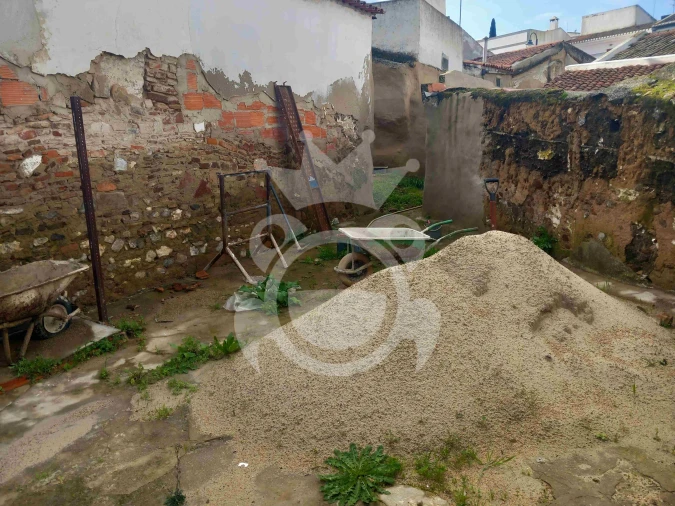 Moradia T0 para Venda em Serpa (Salvador e Santa Maria) Foto 8