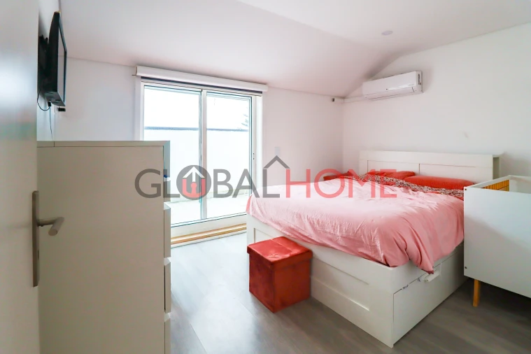 Apartamento T1 para Venda em Moreira Foto 6