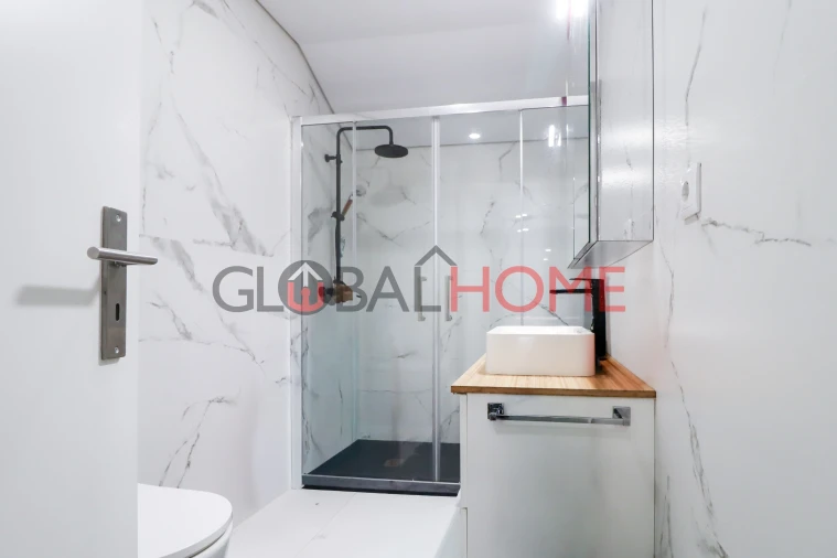 Apartamento T1 para Venda em Moreira Foto 9